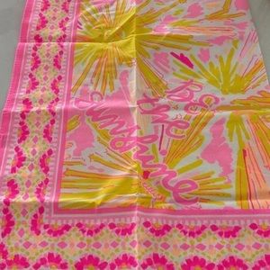 Lilly Pulitzer stunning scarf